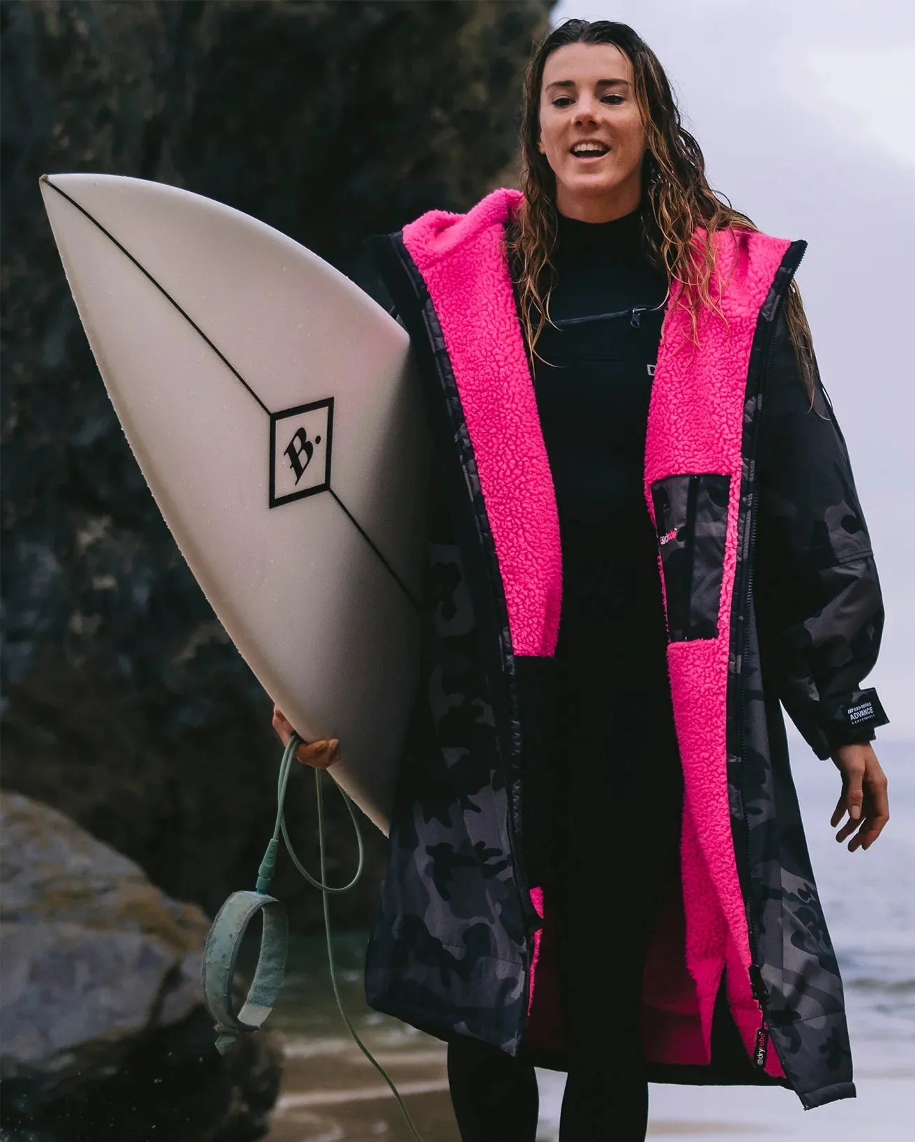 Advance Long Sleeved in Black Camo & Pink