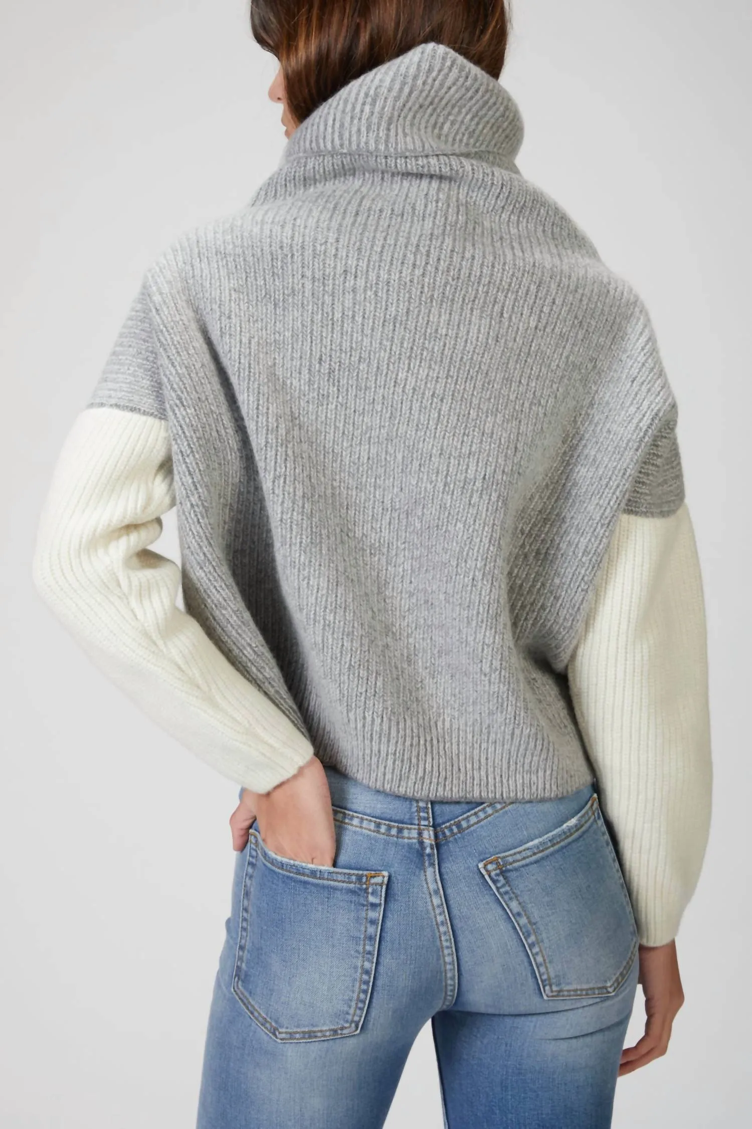 Amber Hards - JOAN JUMPER